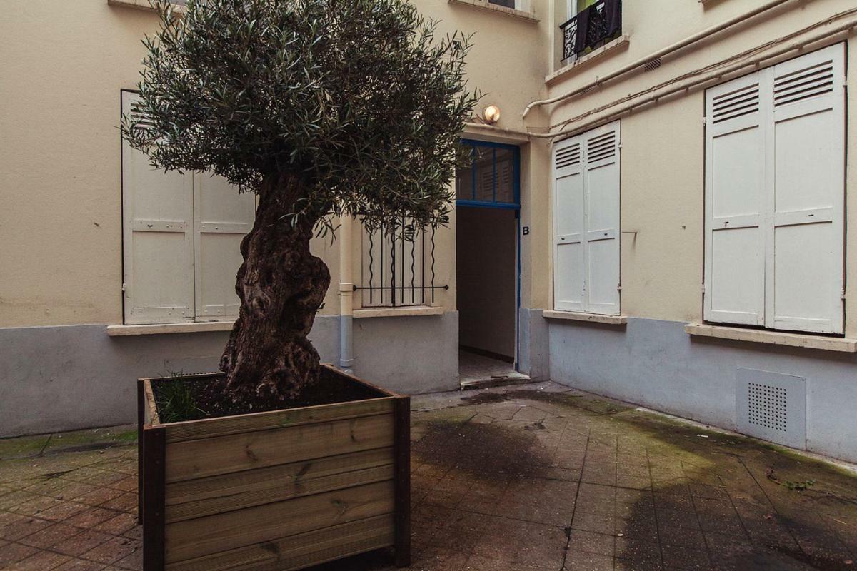 Charming 30M² Border Of Montmartre Apartment Paris Bagian luar foto